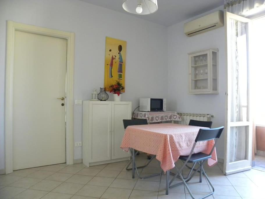 Bright Apt With Views And Terrace Florence Luaran gambar